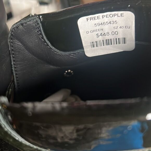 Paloma Barceló
High Expectations Platform Ankle Boot - Picture 8 of 8